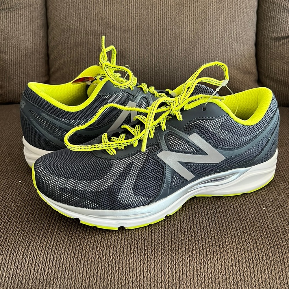 New Balance wide running shoes